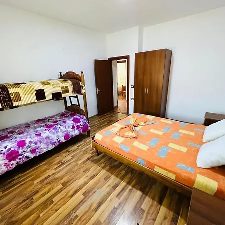 Olsi Apartment
